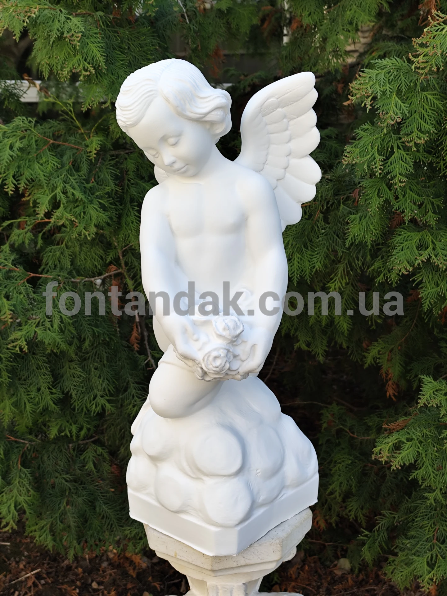 Скульптура ангела