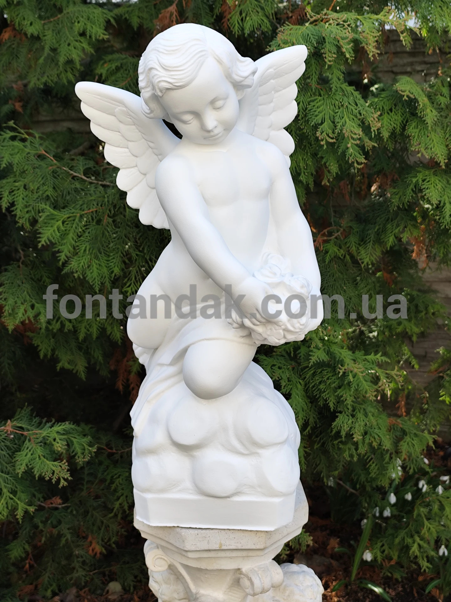 Скульптура ангела