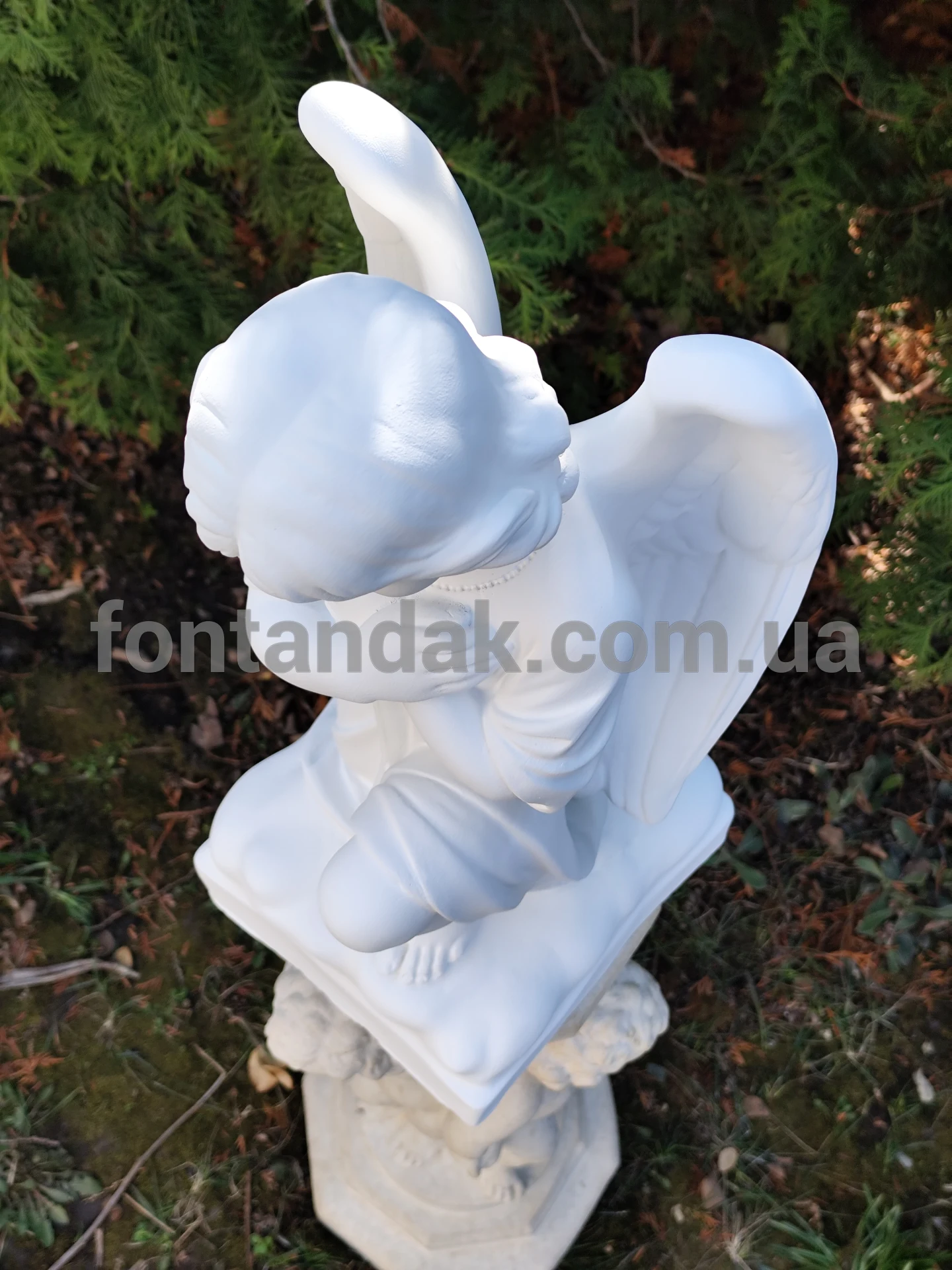 Скульптура ангела