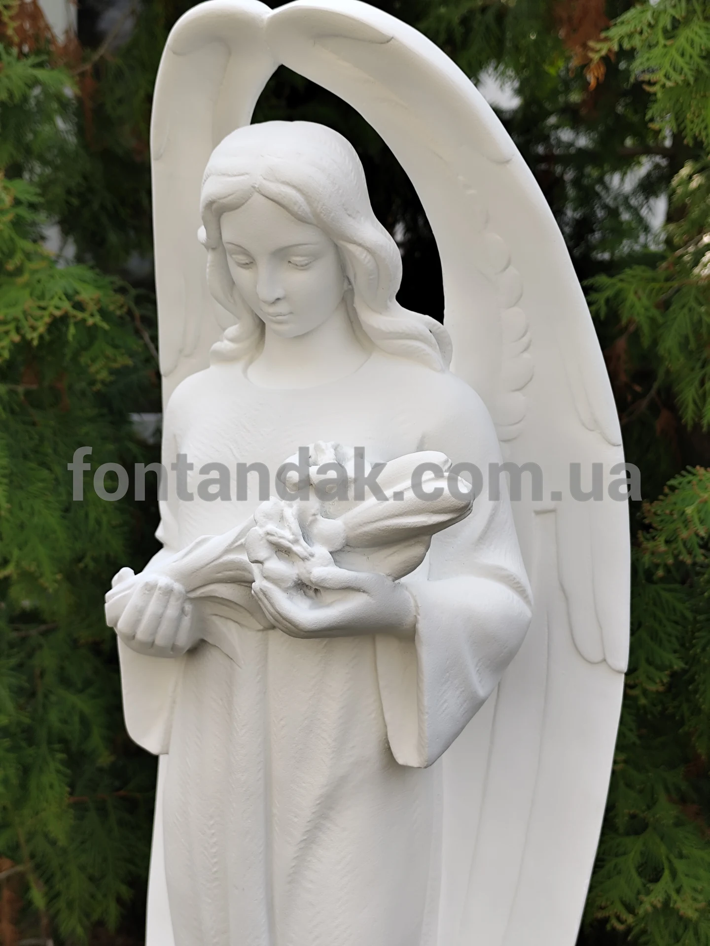 Скульптура ангела