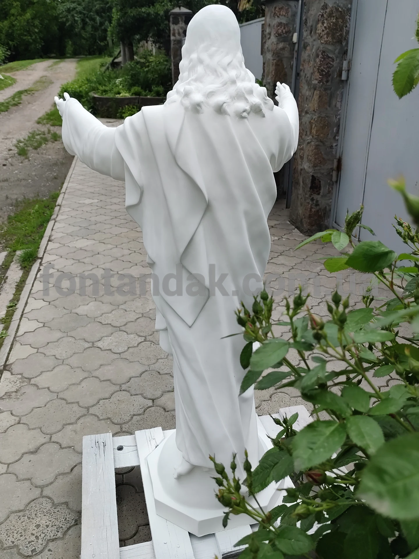 Скульптура Іісуса Христа