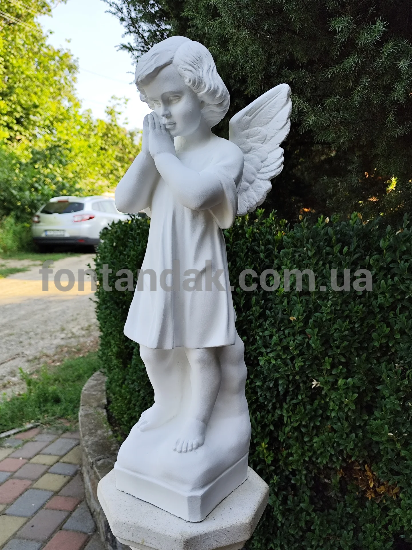 Скульптура ангела