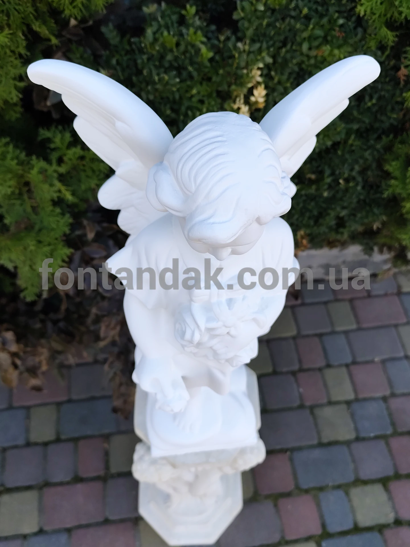 Скульптура ангела