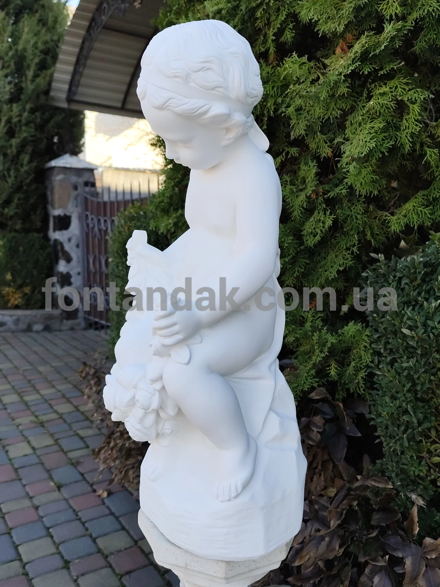 Скульптура ангела