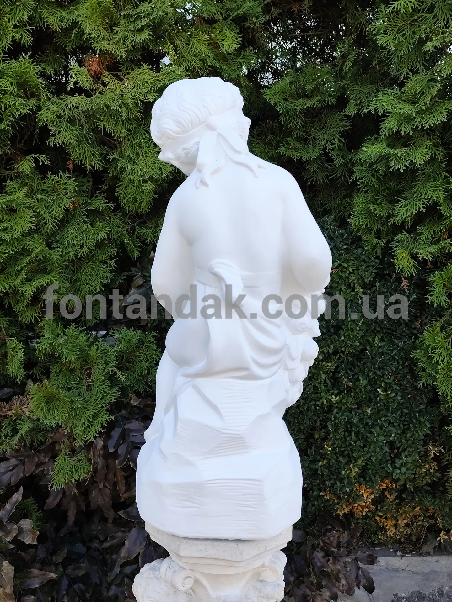 Скульптура ангела