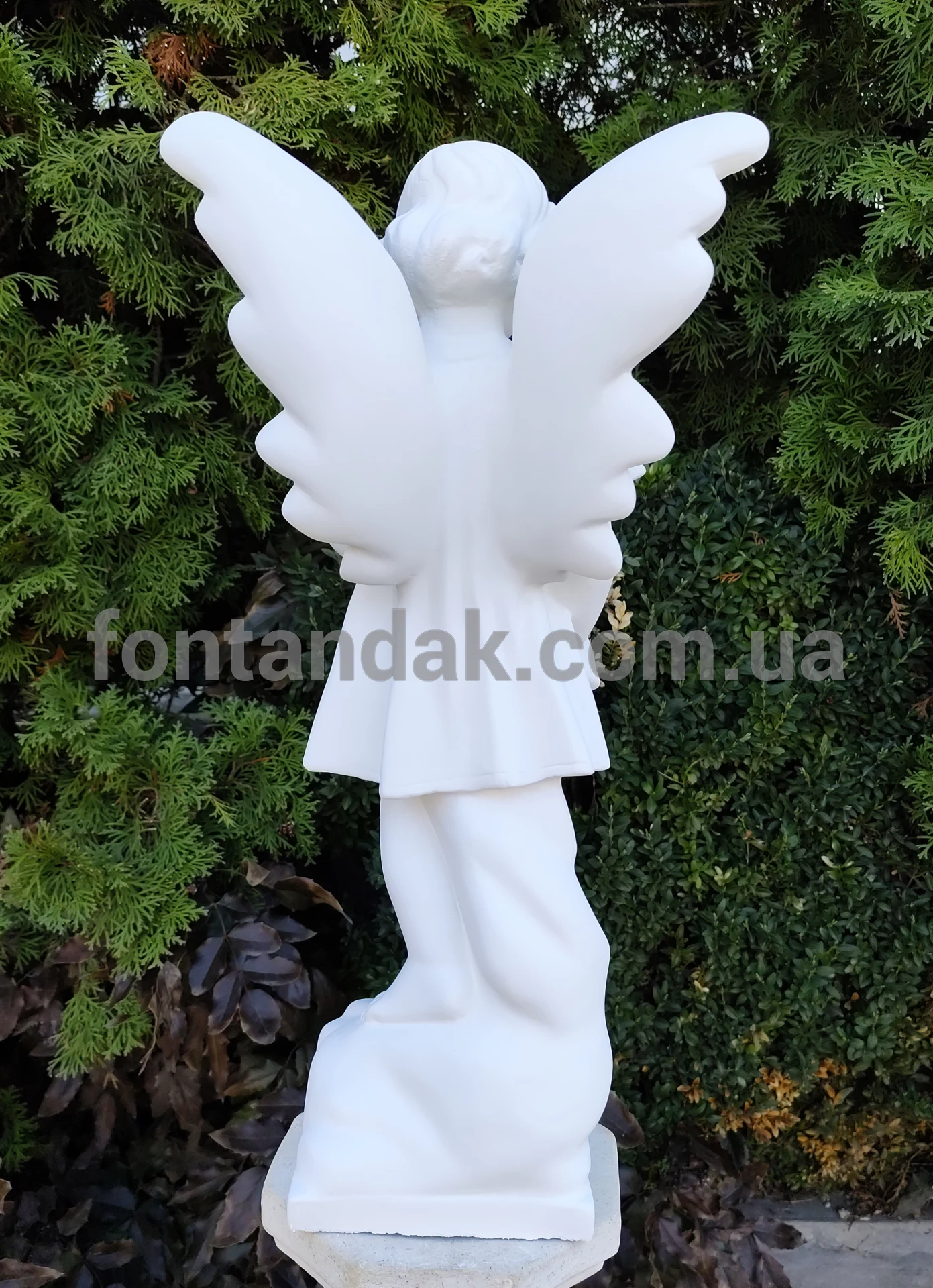 Скульптура ангела