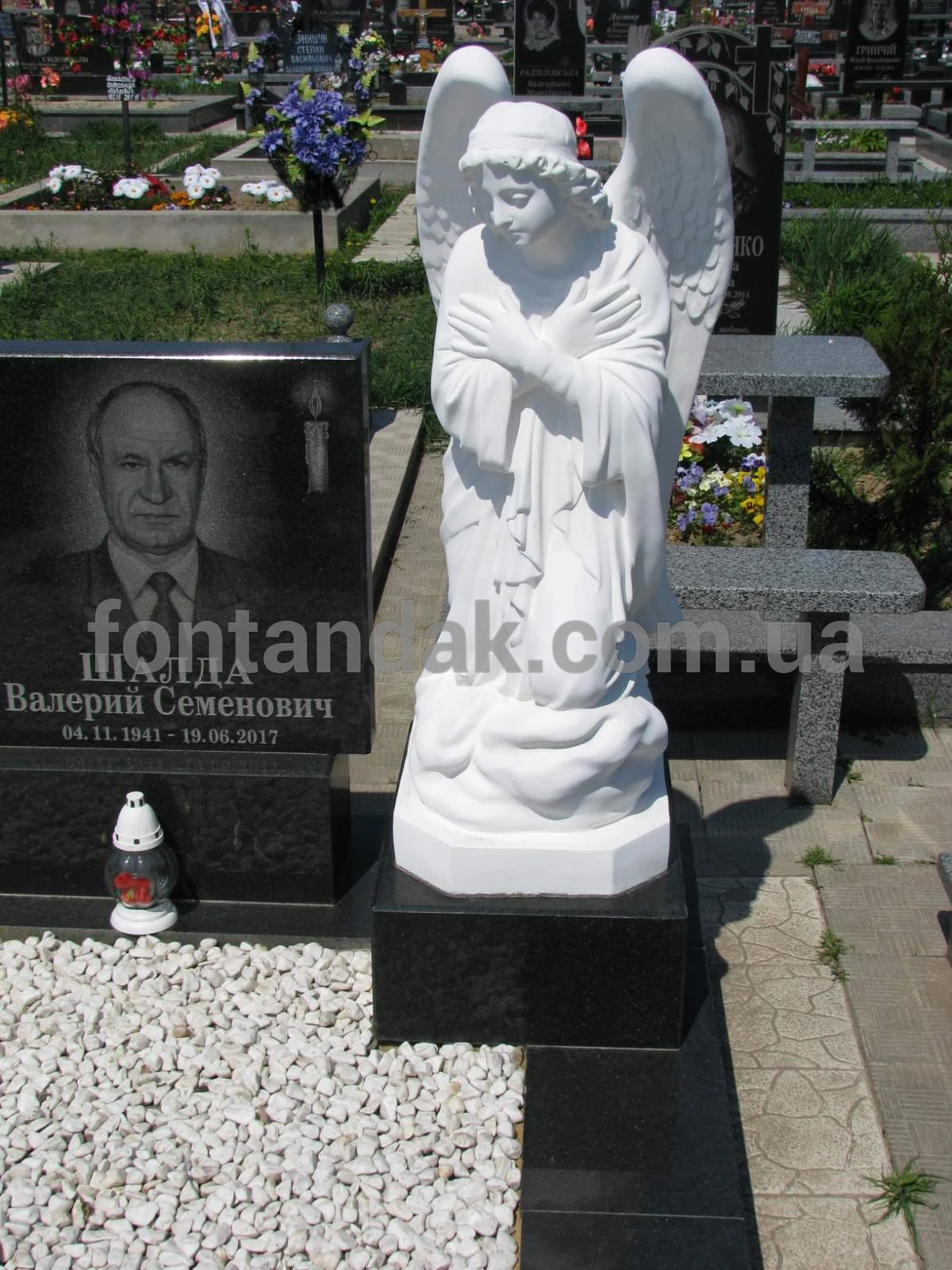 Скульптура ангела