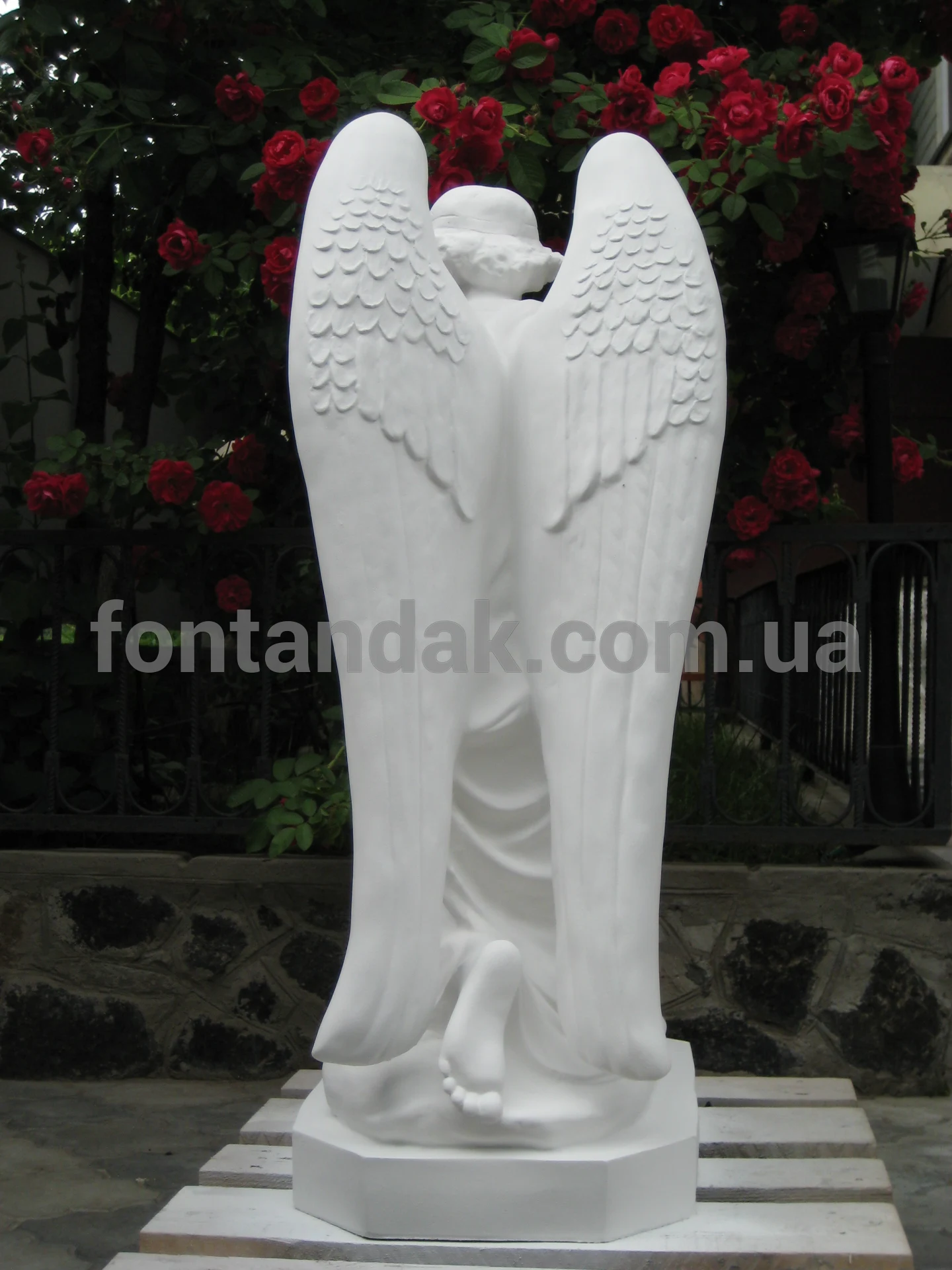 Скульптура ангела