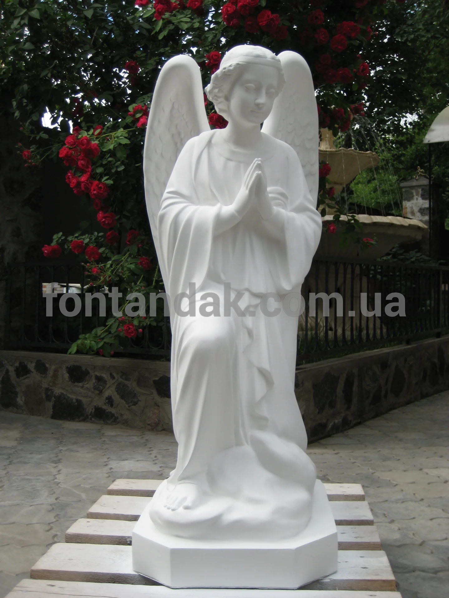 Скульптура ангела